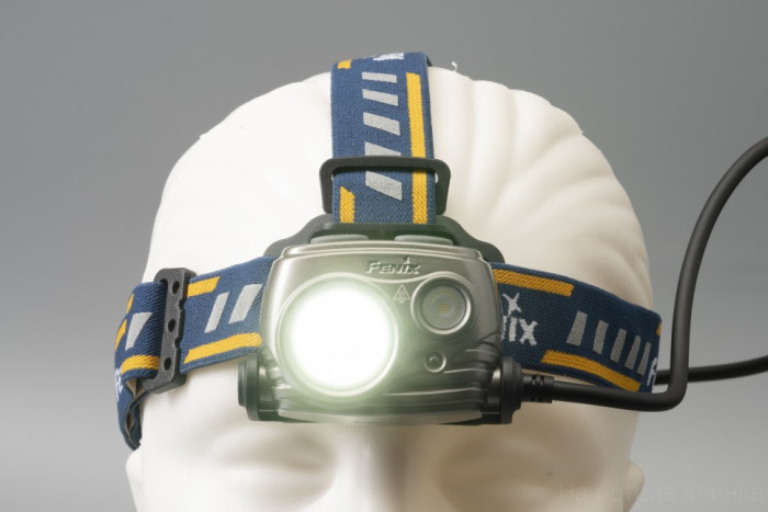 Налобный фонарь Fenix HP25R