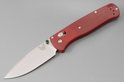 Складной нож Benchmade Bugout CU535-SS-S30V-G10-RED