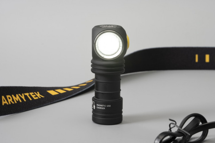 Мультифонарь Armytek Wizard C1 Pro Magnet USB+18350